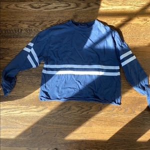 Brandy Melville long sleeve semi cropped tee.